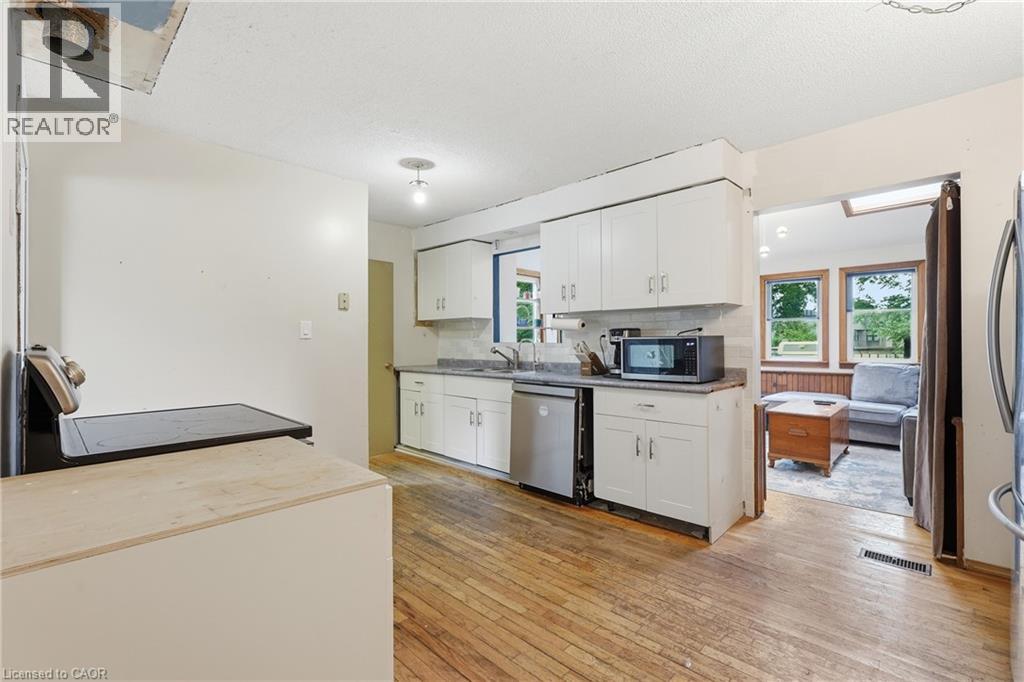 83 Oriole Parkway W, Elmira, Ontario  N3B 1C2 - Photo 14 - 40839102