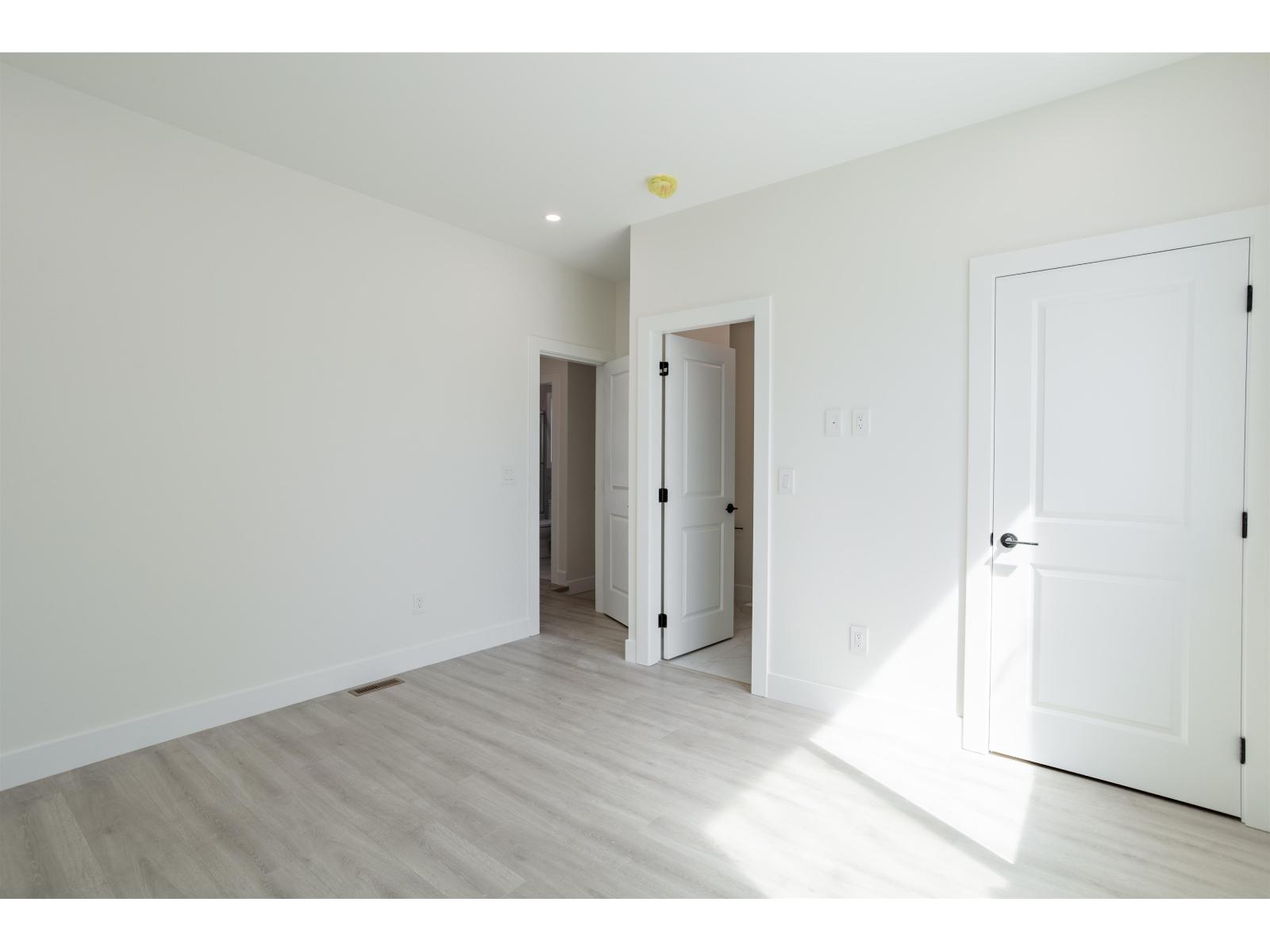 112 Springfield Drive, Langley, British Columbia  V4W 3K6 - Photo 14 - R3136934