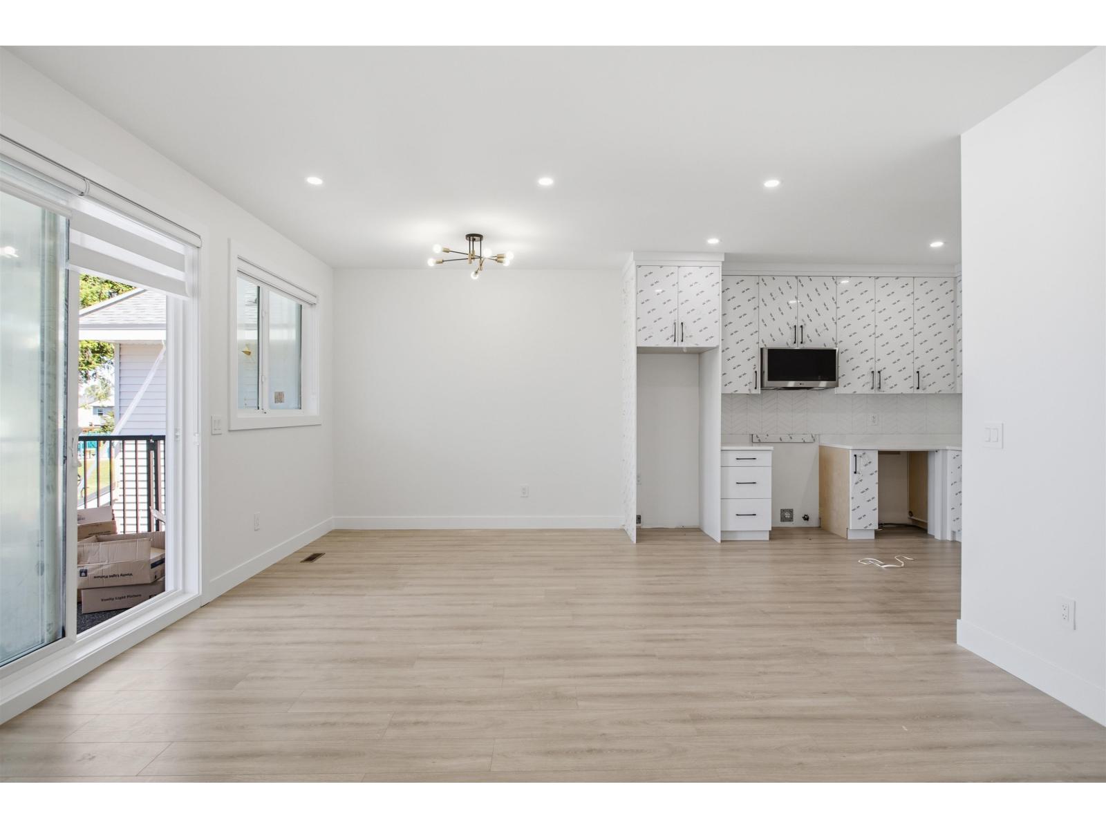 112 Springfield Drive, Langley, British Columbia  V4W 3K6 - Photo 38 - R3136934