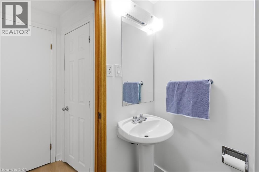 79 Adis Avenue Unit# Basement, Hamilton, Ontario  L9C 6T9 - Photo 12 - 40840752