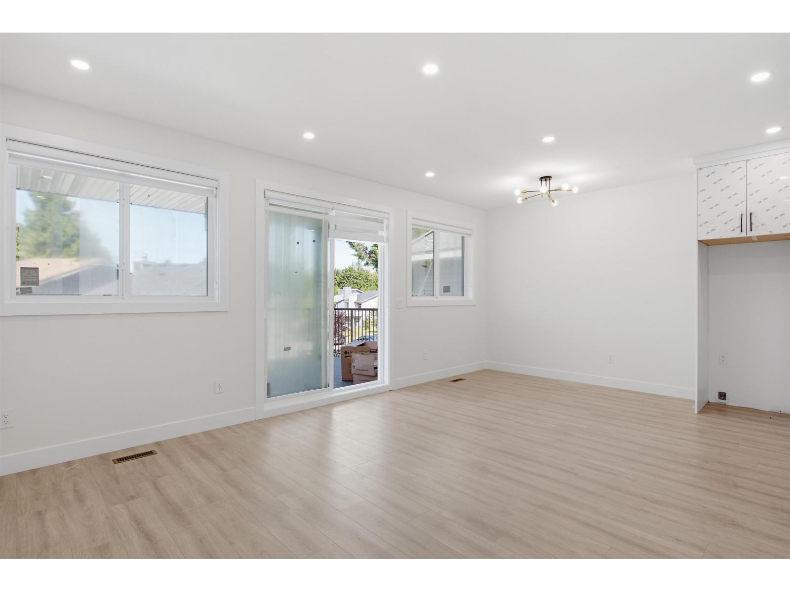 112 Springfield Drive, Langley, British Columbia  V4W 3K6 - Photo 37 - R3136934