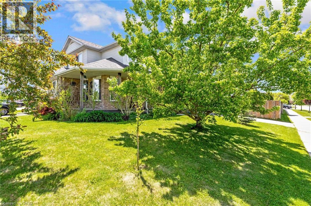249 Wilderness Drive, Kitchener, Ontario  N2E 3R4 - Photo 3 - 40840764
