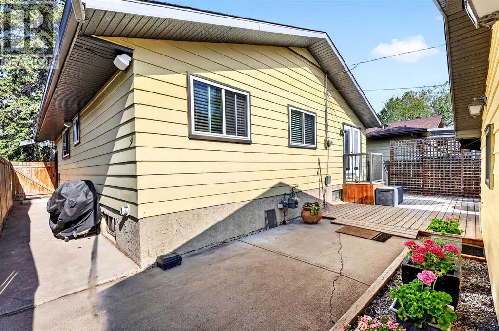 10540 Oakfield Drive SW, Calgary, Alberta  T2W 2A9 - Photo 40 - A2315874