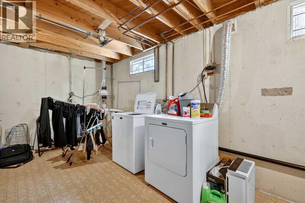 10540 Oakfield Drive SW, Calgary, Alberta  T2W 2A9 - Photo 39 - A2315874