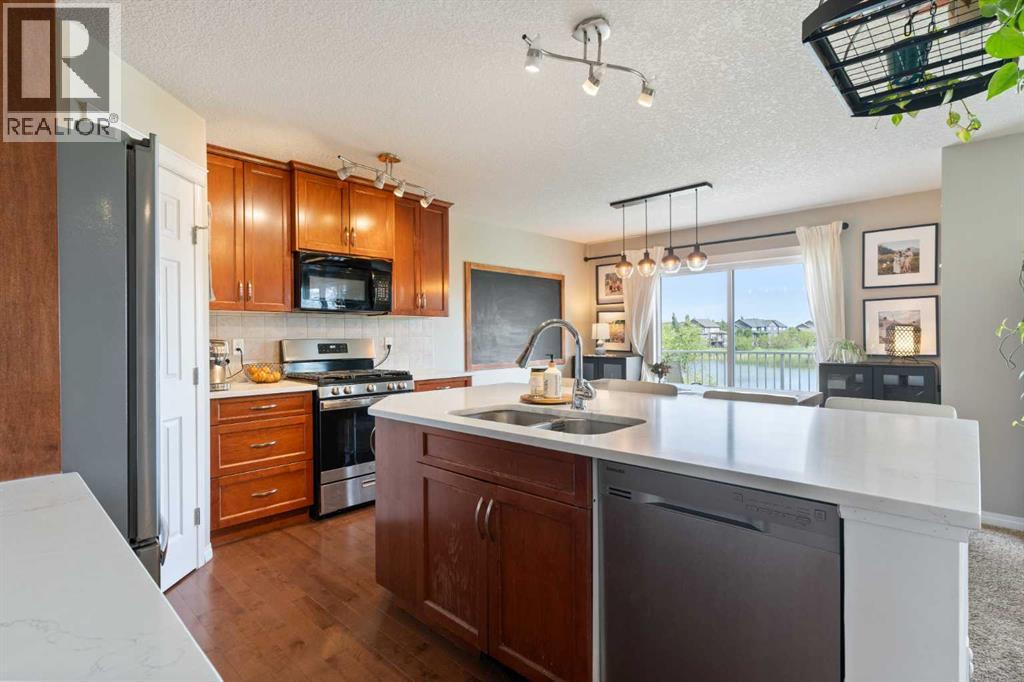 126 Morningside Point Sw, Airdrie, Alberta  T4B 3M3 - Photo 8 - A2321055