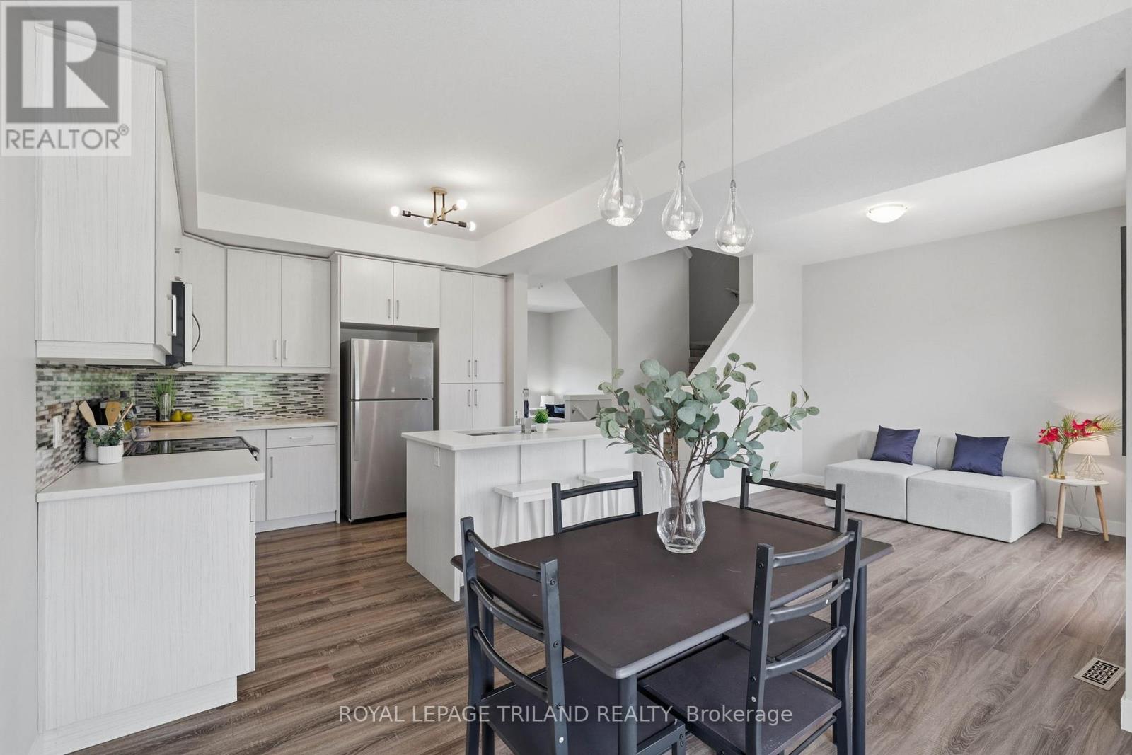 954 West Village Square, London North, Ontario  N6H 0J7 - Photo 19 - X13456632