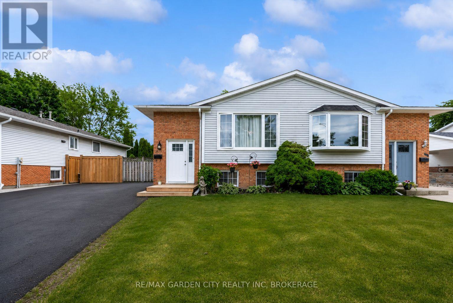 3920 Old Orchard Way, Lincoln, Ontario  L0R 2C0 - Photo 2 - X13456052