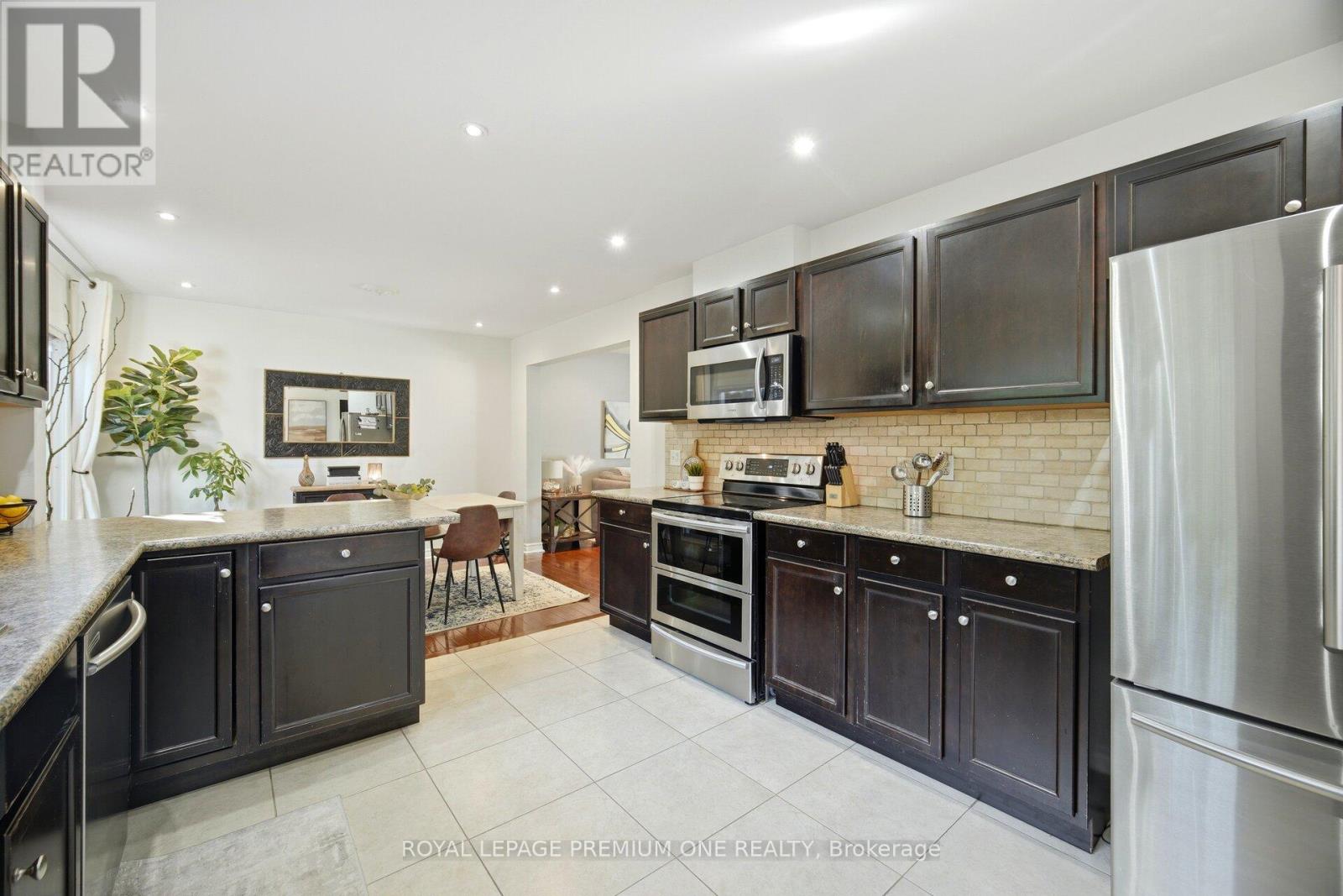 29 Appleby Drive, Brampton, Ontario  L6T 2S7 - Photo 10 - W13456276