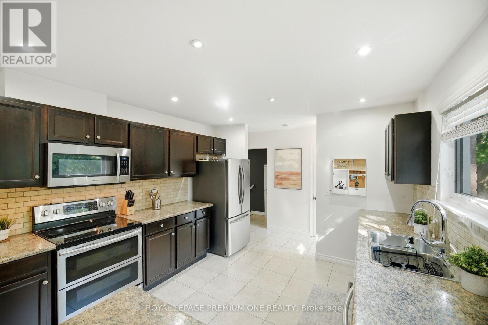 29 Appleby Drive, Brampton, Ontario  L6T 2S7 - Photo 12 - W13456276