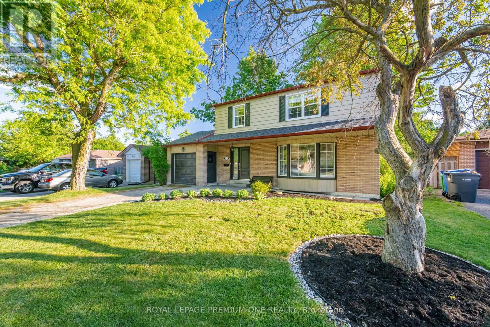 29 Appleby Drive, Brampton, Ontario  L6T 2S7 - Photo 3 - W13456276