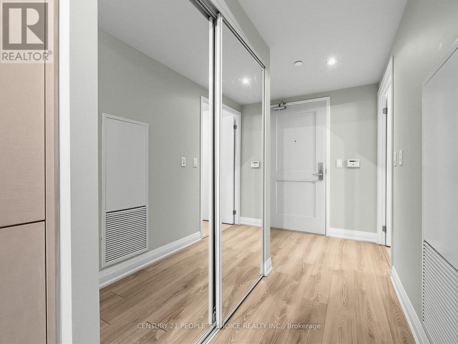 531 - 26 Gibbs Road, Toronto, Ontario  M9B 0E3 - Photo 5 - W13456280