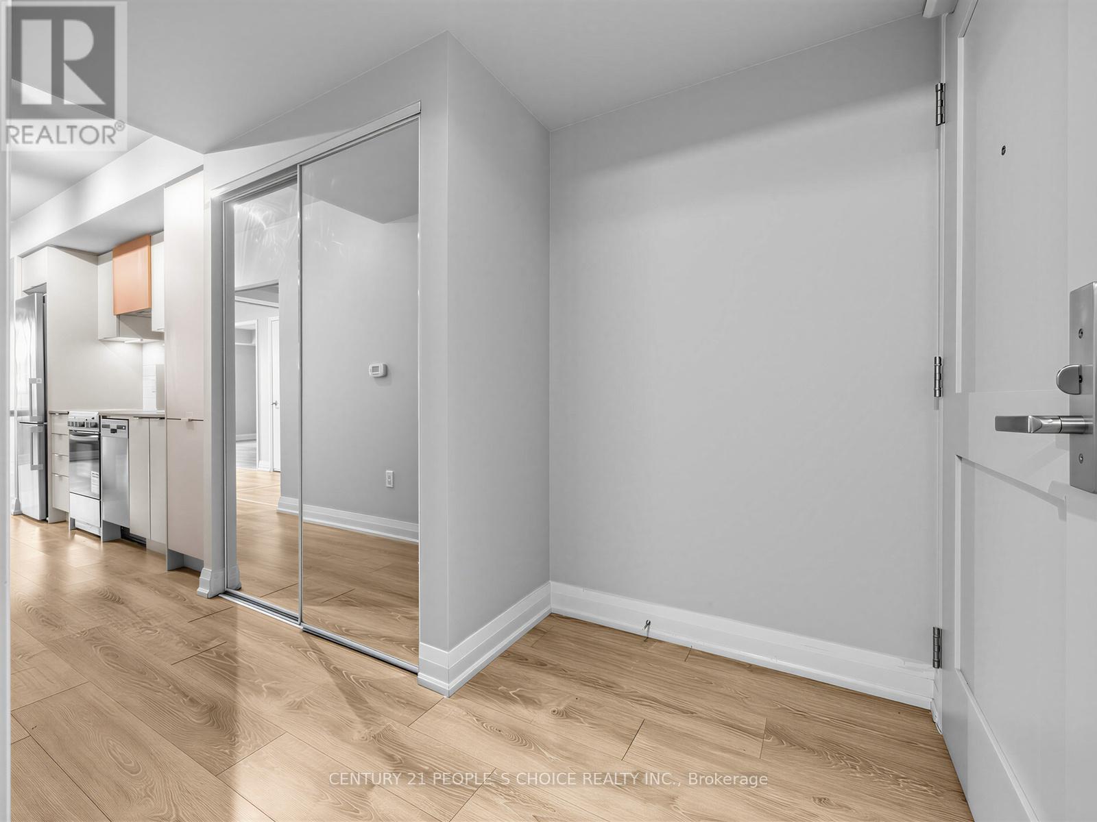 531 - 26 Gibbs Road, Toronto, Ontario  M9B 0E3 - Photo 6 - W13456280