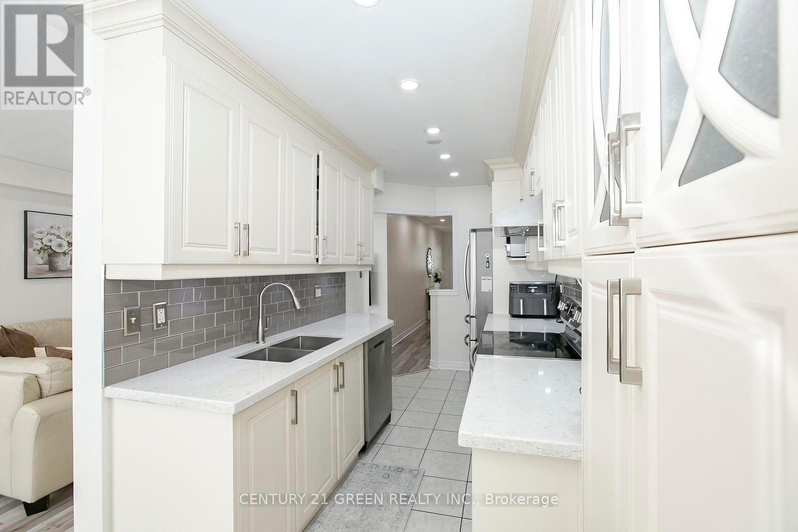38 - 770 Othello Court E, Mississauga, Ontario  L5W 1Y2 - Photo 17 - W13456286
