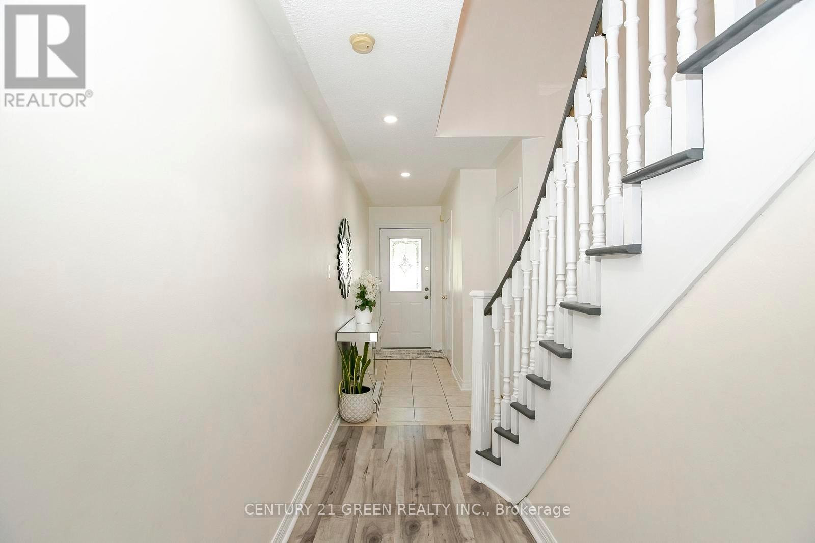 38 - 770 Othello Court E, Mississauga, Ontario  L5W 1Y2 - Photo 8 - W13456286