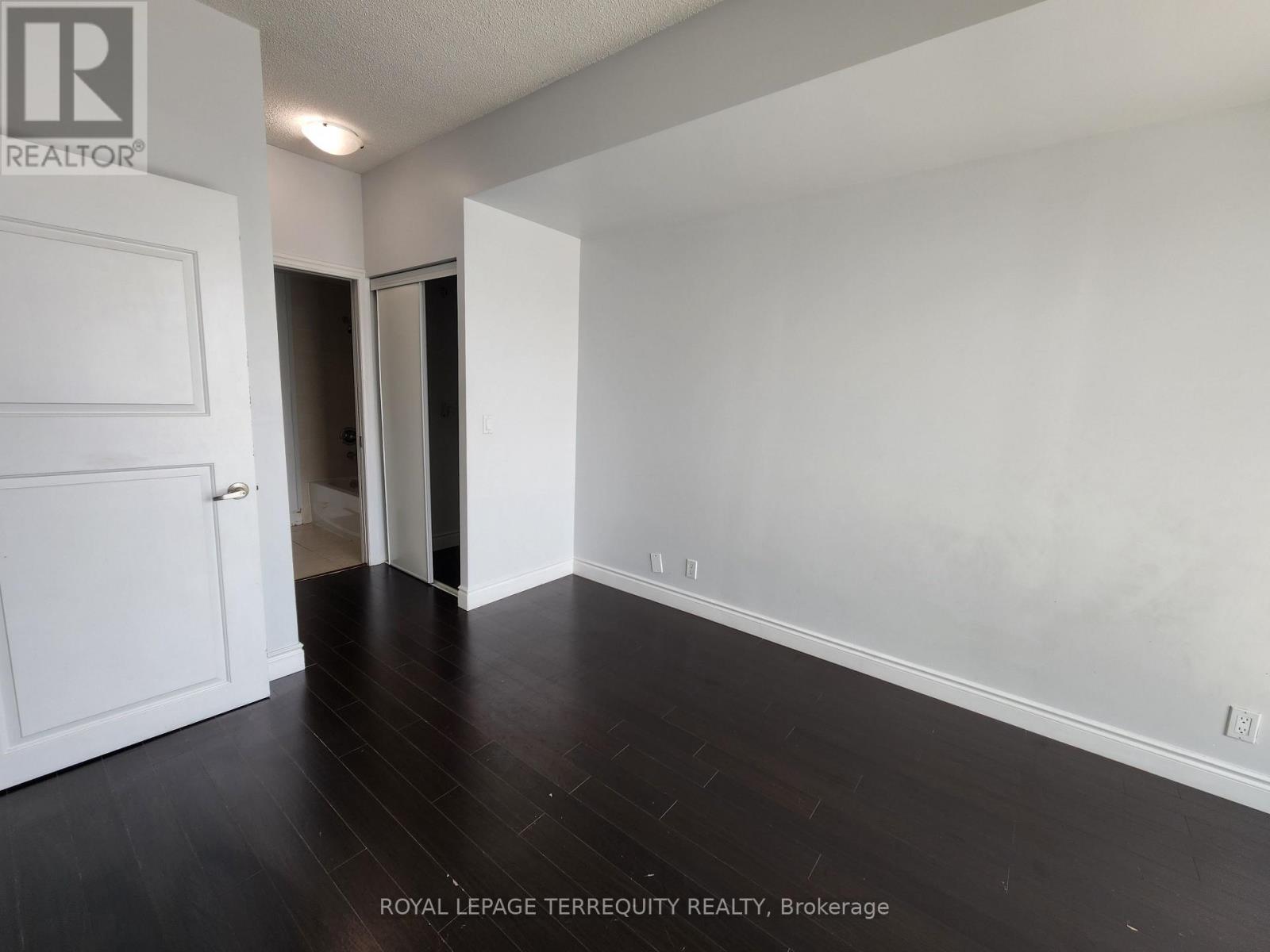 2510 - 3939 Duke Of York Boulevard, Mississauga, Ontario  L5B 4N2 - Photo 11 - W13456316