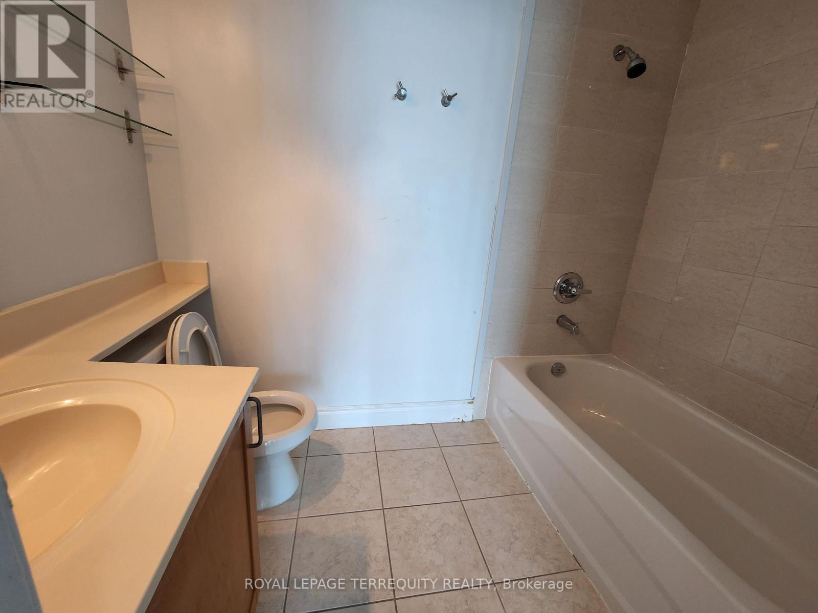 2510 - 3939 Duke Of York Boulevard, Mississauga, Ontario  L5B 4N2 - Photo 12 - W13456316