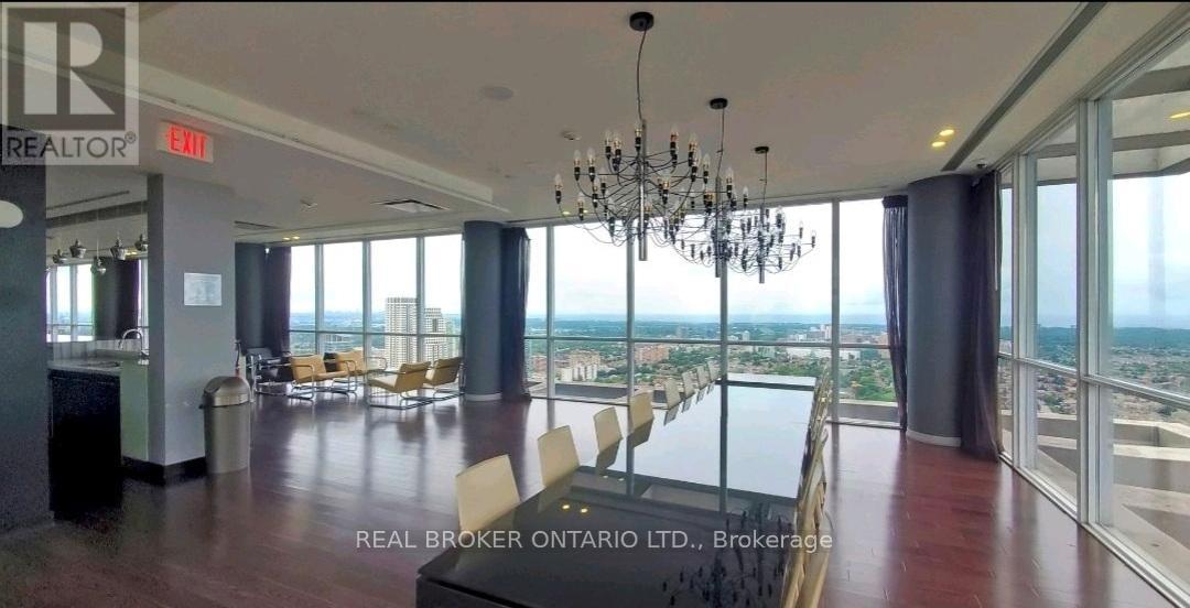 2101 - 223 Webb Drive, Mississauga, Ontario  L5B 0E8 - Photo 12 - W13456324