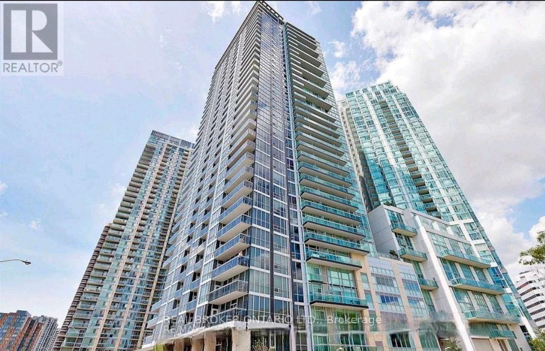 2101 - 223 Webb Drive, Mississauga, Ontario  L5B 0E8 - Photo 4 - W13456324