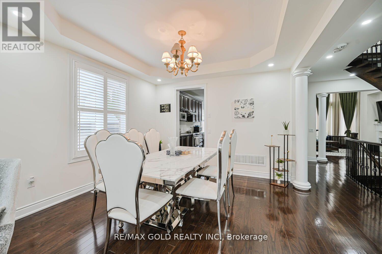 37 Scotchmere Crescent, Brampton, Ontario  L6P 3A6 - Photo 10 - W13456380