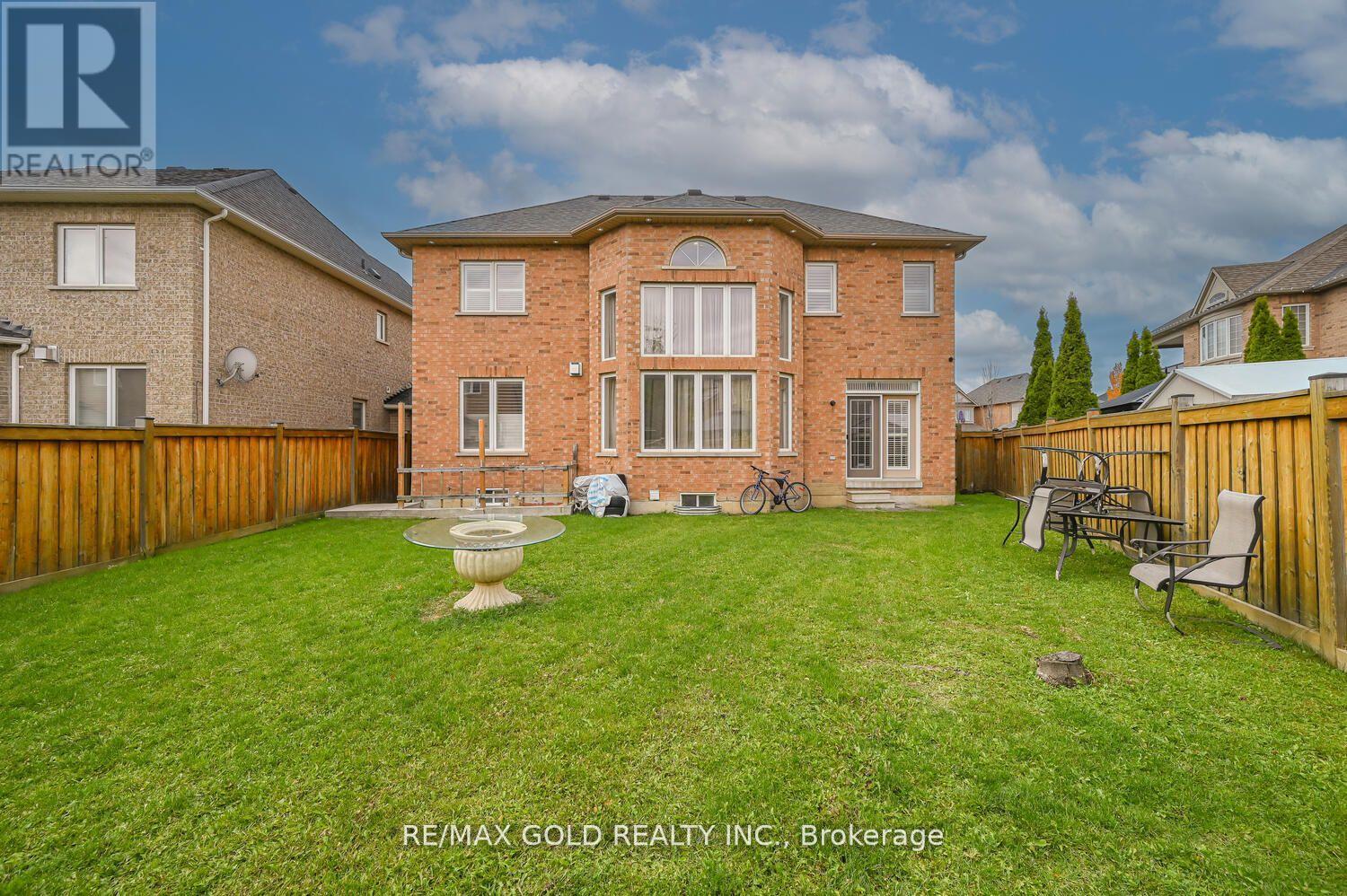 37 Scotchmere Crescent, Brampton, Ontario  L6P 3A6 - Photo 38 - W13456380