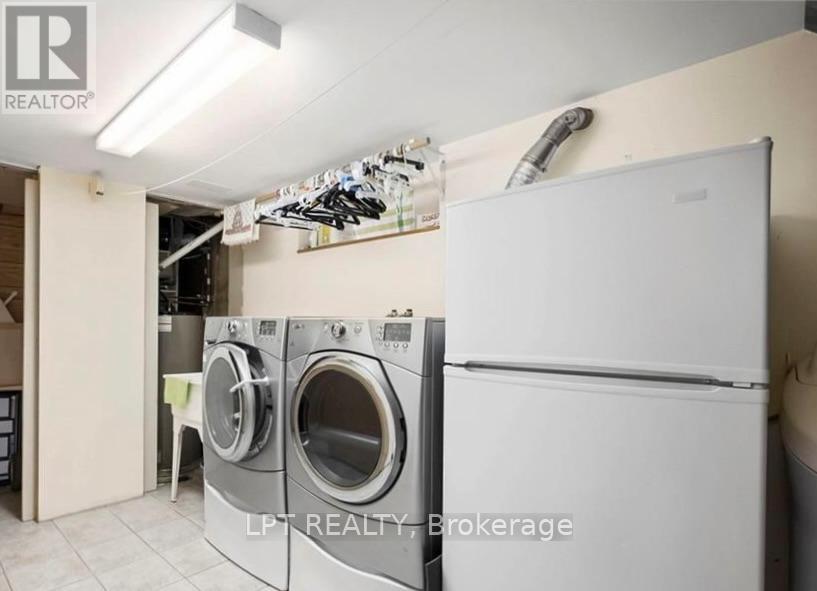 20 Gregory Street, Brampton, Ontario  L6Y 1G1 - Photo 11 - W13456406