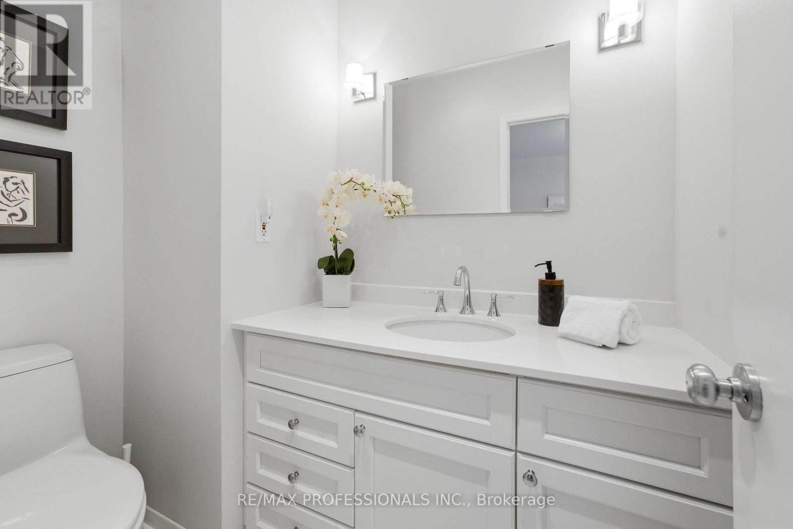 48 Wareside Road, Toronto, Ontario  M9C 3B3 - Photo 22 - W13456502