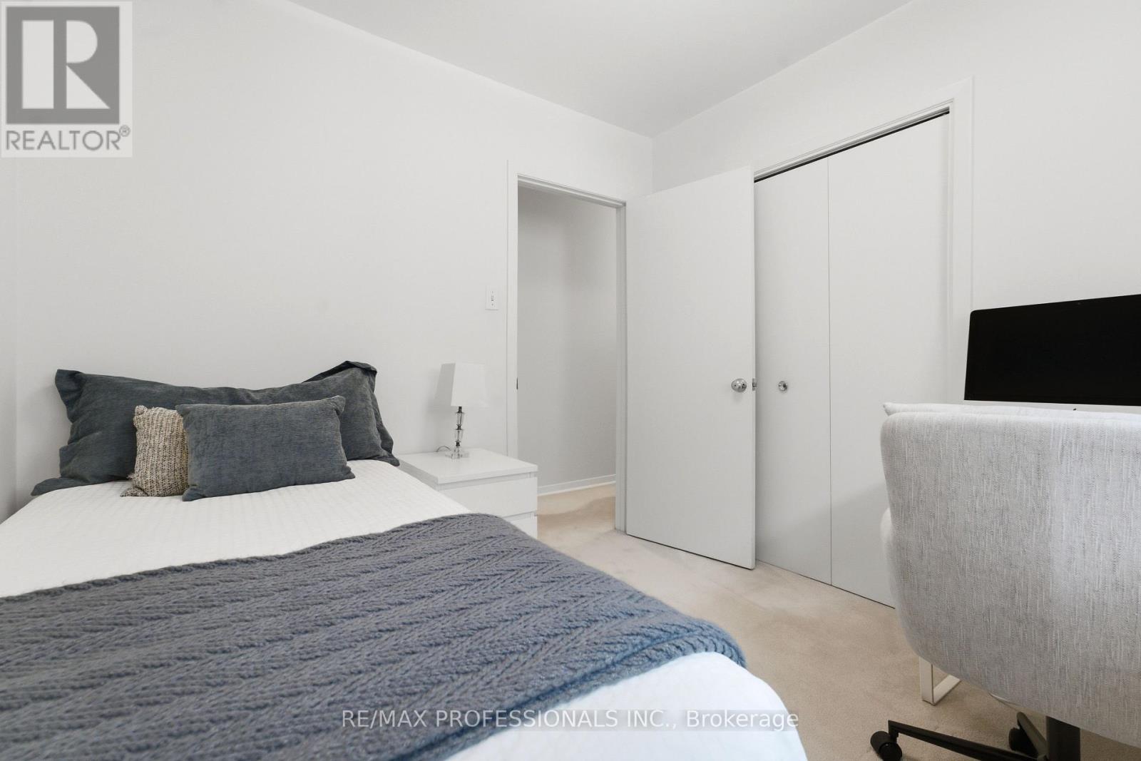 48 Wareside Road, Toronto, Ontario  M9C 3B3 - Photo 25 - W13456502