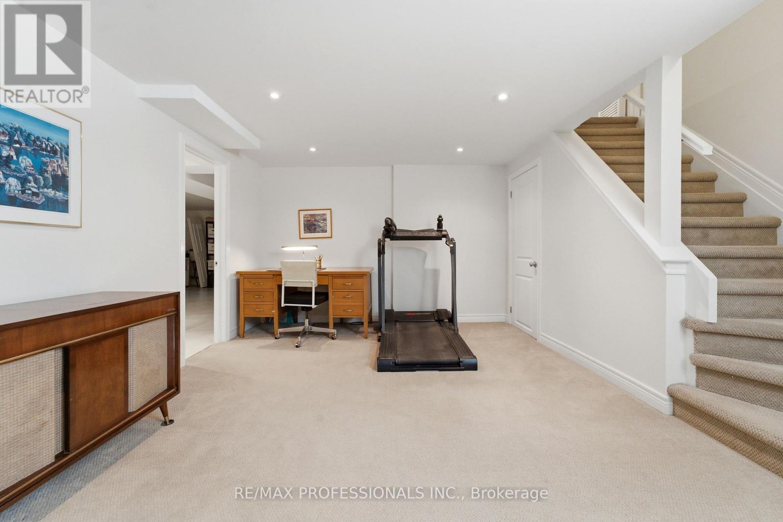 48 Wareside Road, Toronto, Ontario  M9C 3B3 - Photo 35 - W13456502