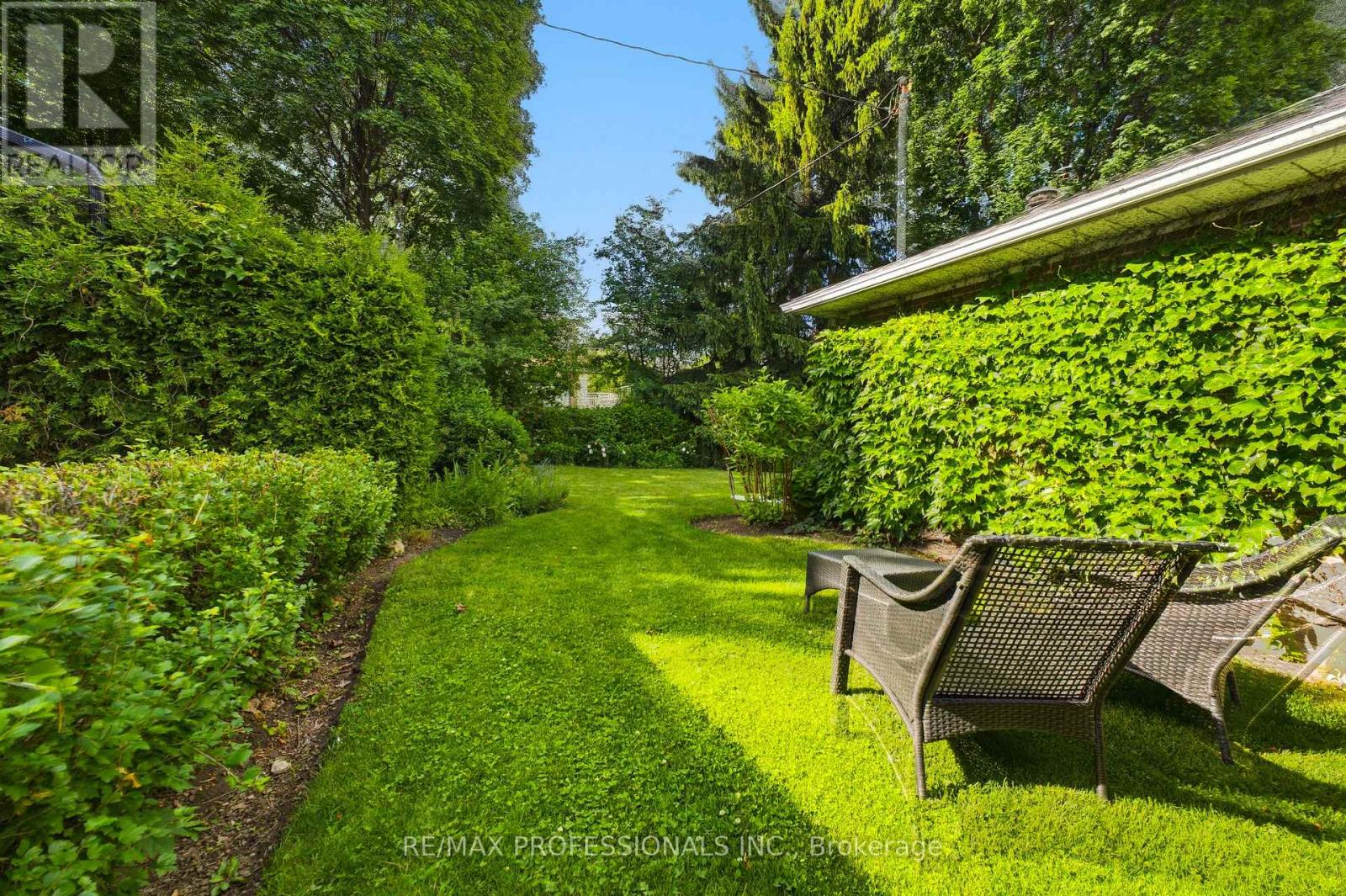 48 Wareside Road, Toronto, Ontario  M9C 3B3 - Photo 38 - W13456502