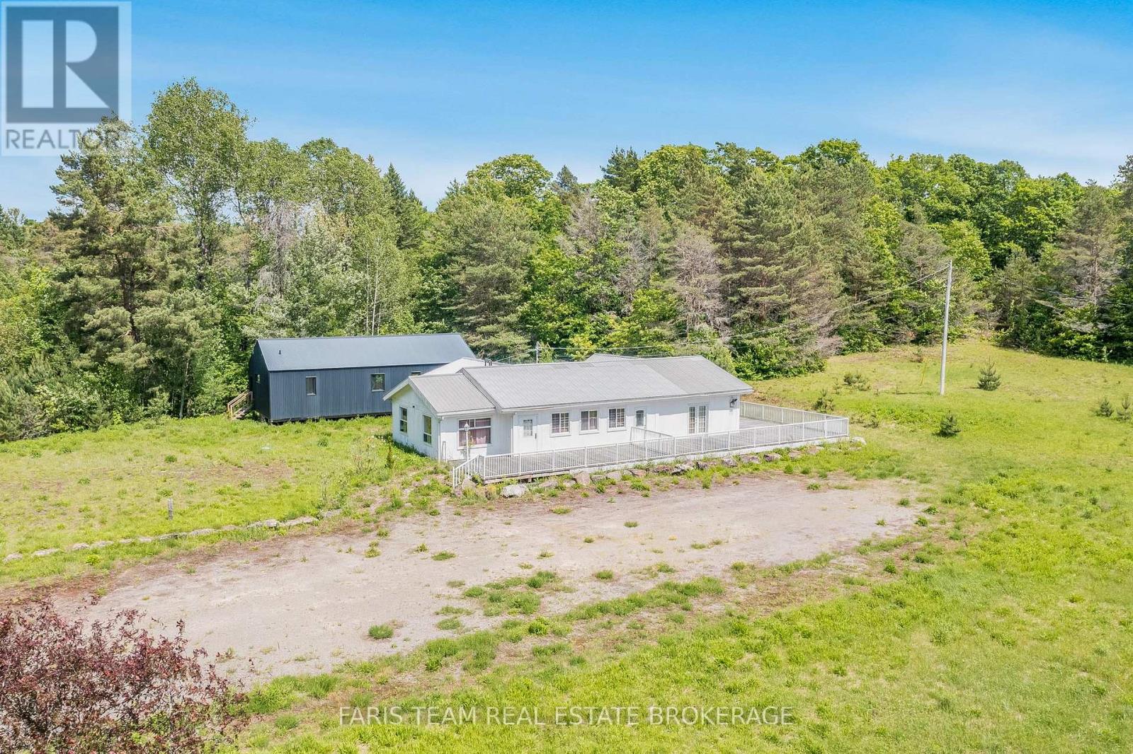 2180-2186 HIGHWAY 141, Muskoka Lakes, Ontario