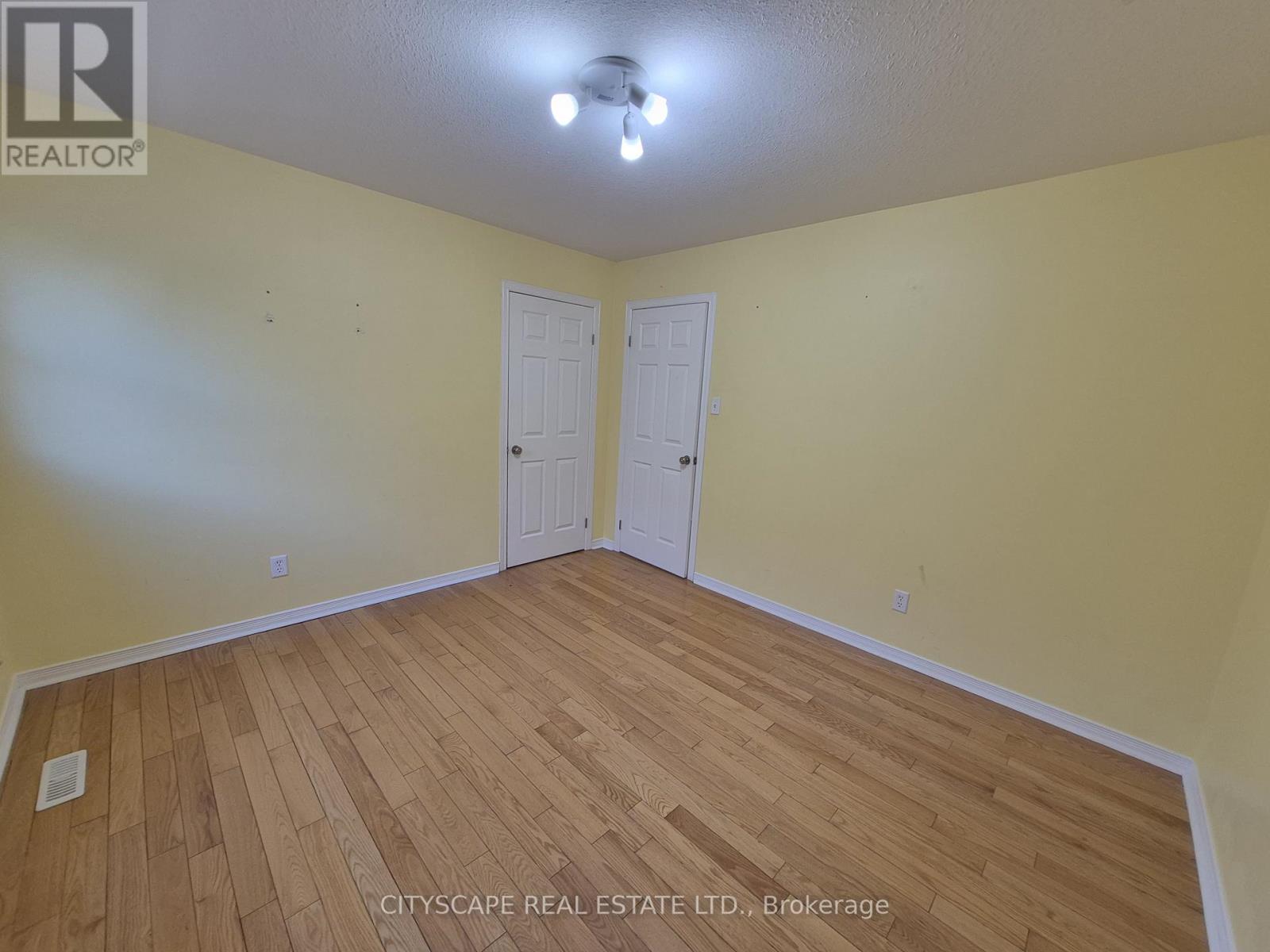 211 Sims Estate Drive, Kitchener, Ontario  N2A 4L2 - Photo 25 - X13456354