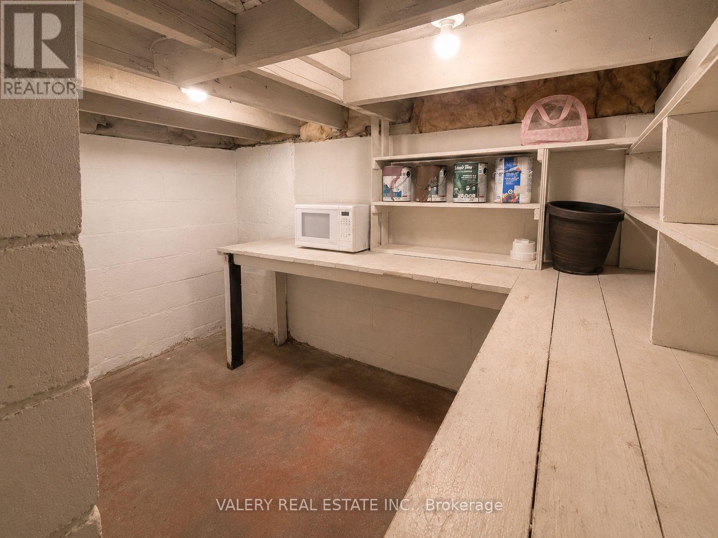 1058 Moy Ave Avenue, Windsor, Ontario  N9A 2P3 - Photo 21 - X13456366
