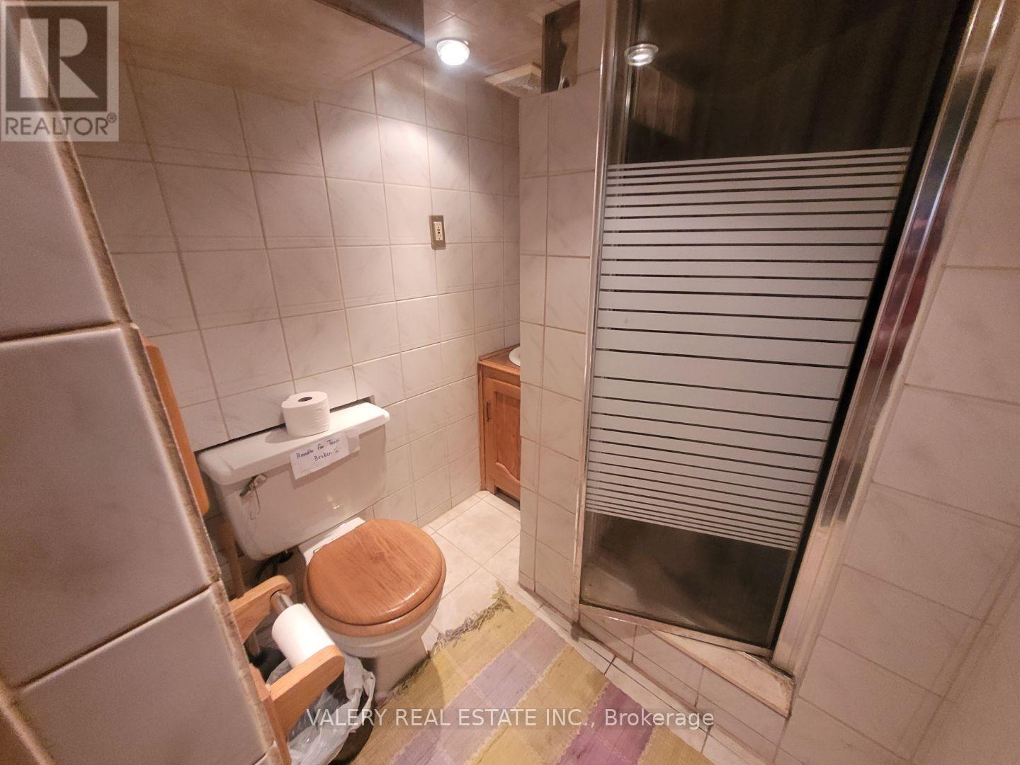1058 Moy Ave Avenue, Windsor, Ontario  N9A 2P3 - Photo 7 - X13456366