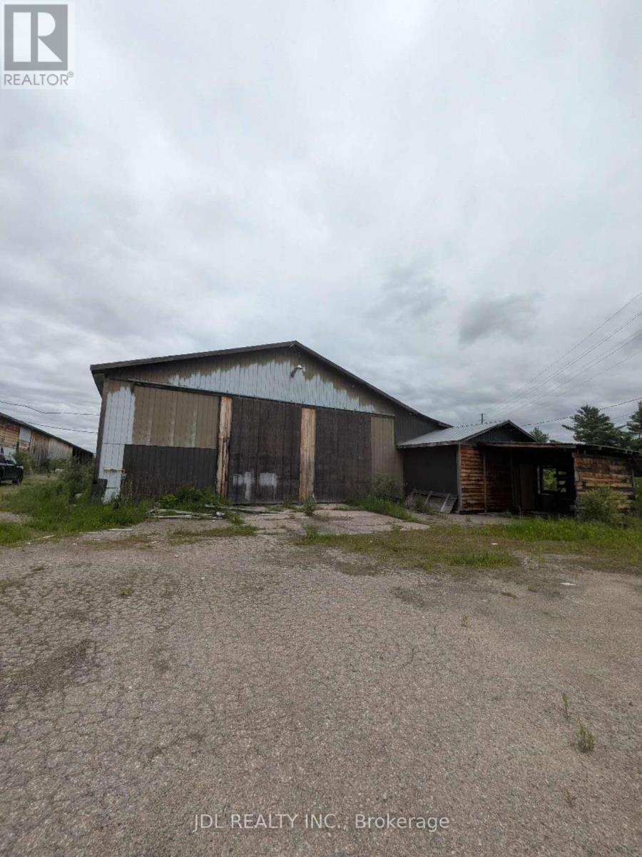 299 BOUNDARY ROAD E, Pembroke, Ontario