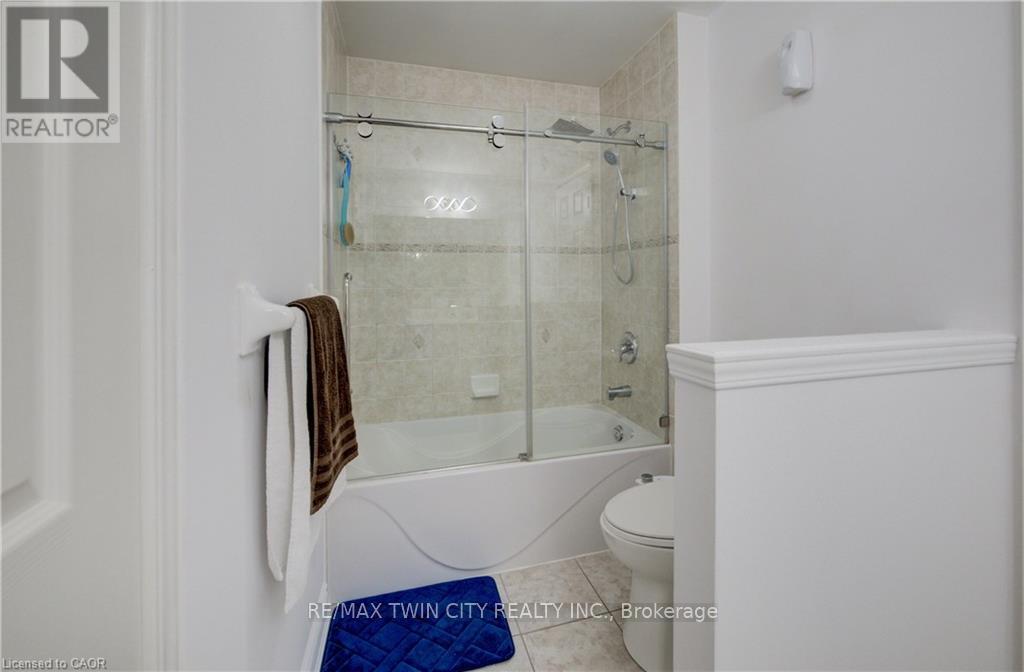 356 Robert Ferrie Drive, Kitchener, Ontario N2P 2Y6 - Photo 23 - X13456586