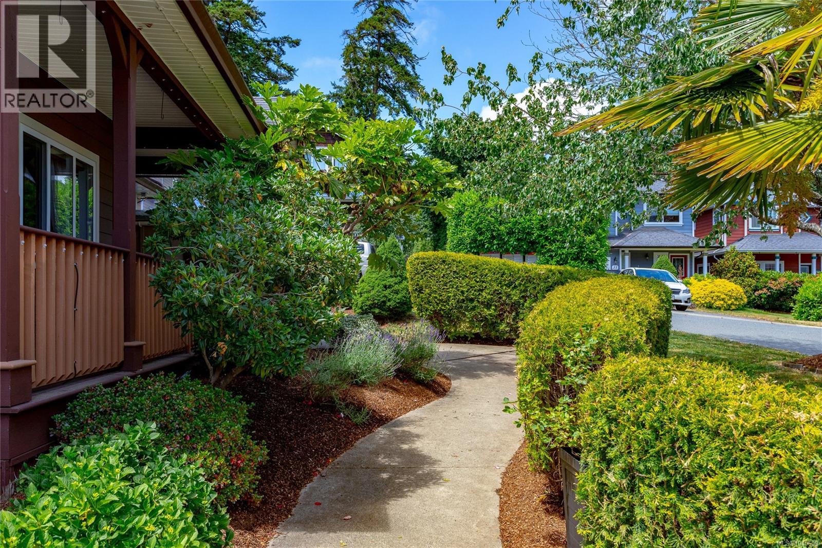 32 Stoneridge Dr, View Royal, British Columbia  V9B 6M4 - Photo 5 - 1040609