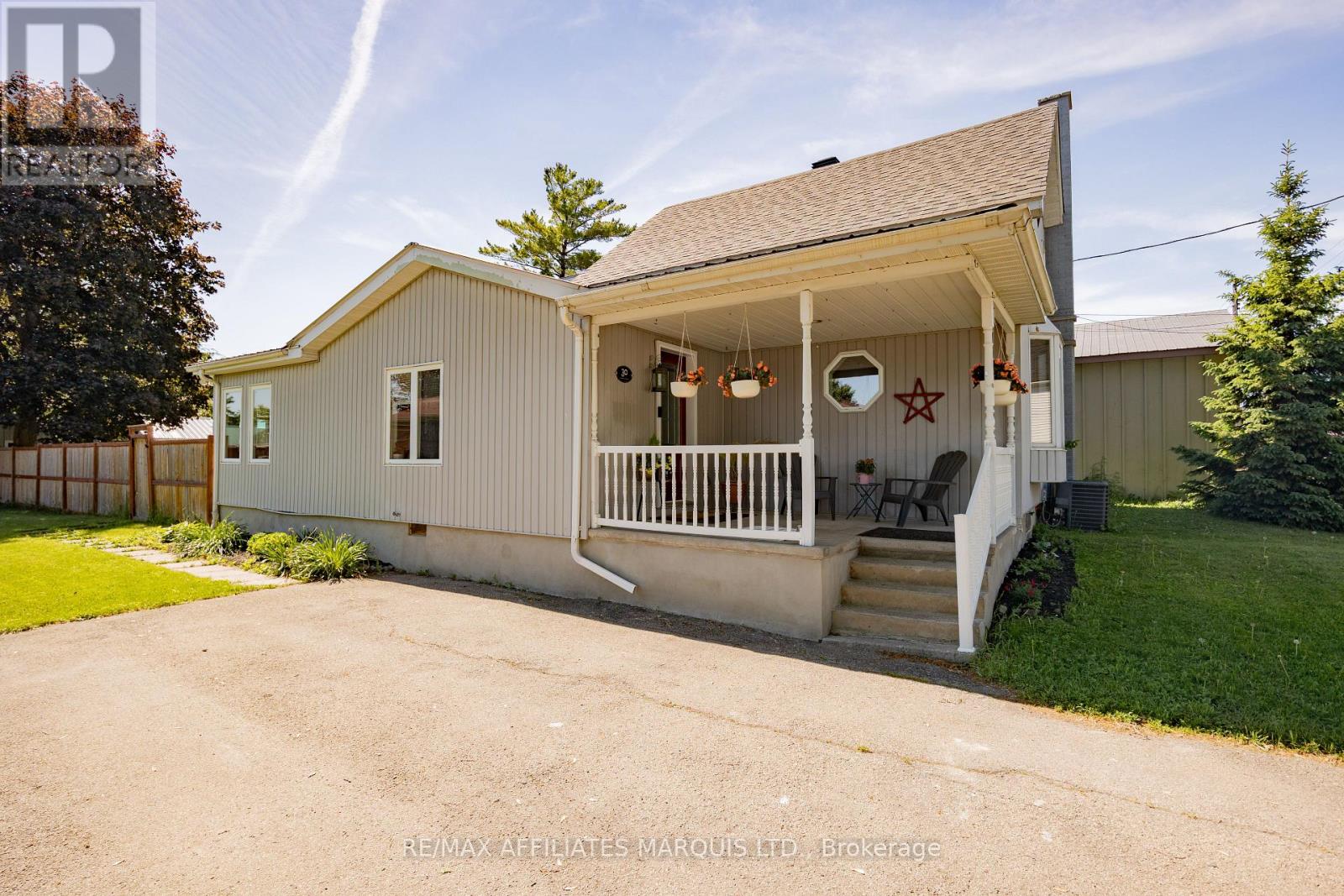 30 Harrison Street, North Glengarry, Ontario  K0C 1A0 - Photo 4 - X13088330