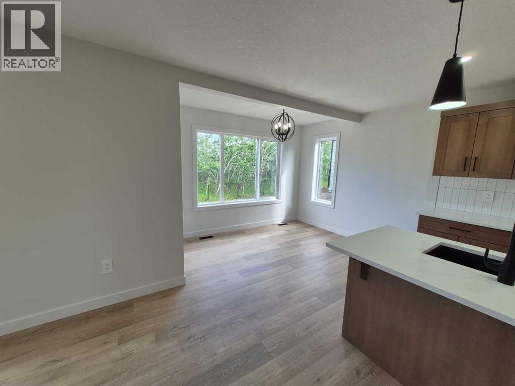 10506 134a Avenue, Grande Prairie, Alberta T8X 0W4 - Photo 4 - A2266819