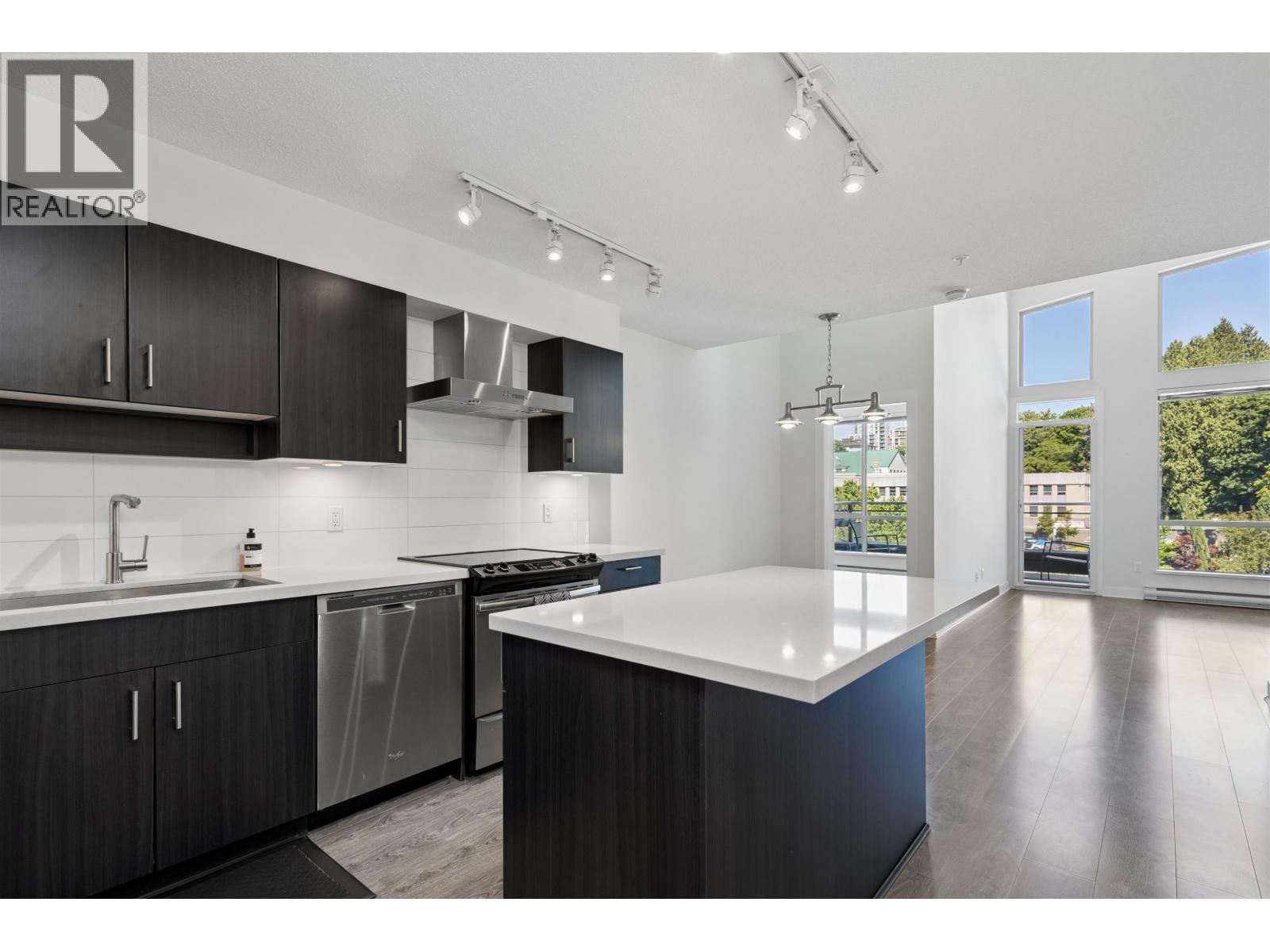 605 500 Royal Avenue, New Westminster, British Columbia  V3L 0G5 - Photo 2 - R3136956