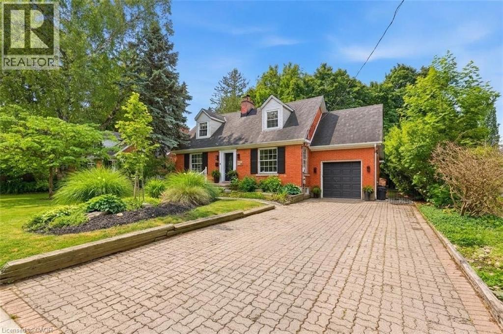 115 Roslin Avenue S, Waterloo, Ontario  N2L 2H3 - Photo 2 - 40839531