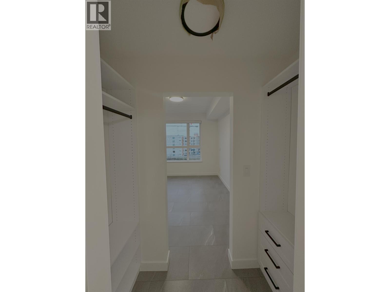 623 Kemsley Ave, Coquitlam, British Columbia  V3J 3Z7 - Photo 10 - R3081572