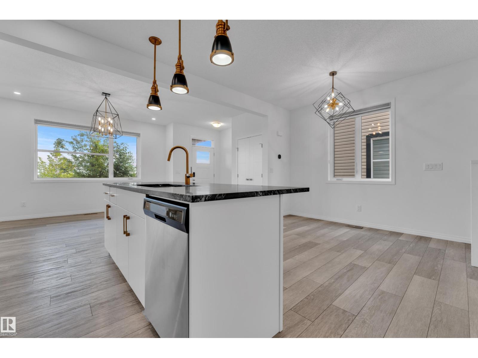 144 Sunwapta Wy NW, Edmonton, Alberta  T6M 1L6 - Photo 12 - E4494113