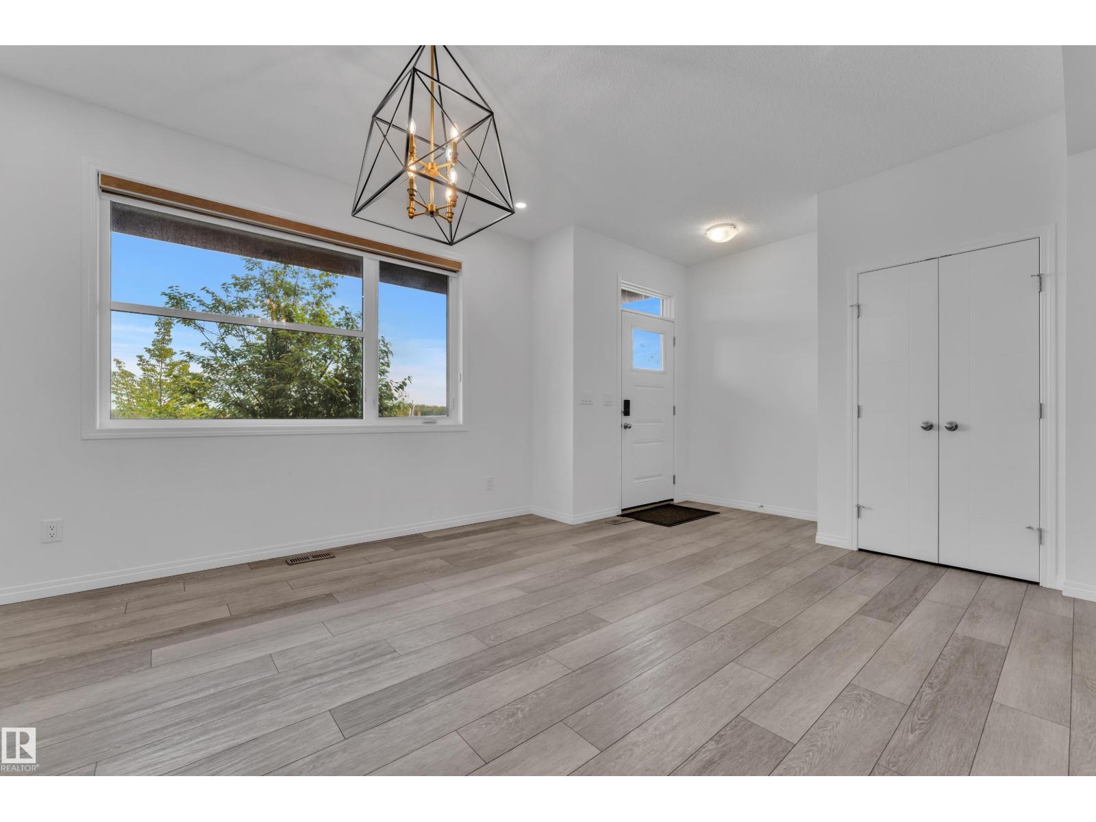 144 Sunwapta Wy NW, Edmonton, Alberta  T6M 1L6 - Photo 6 - E4494113