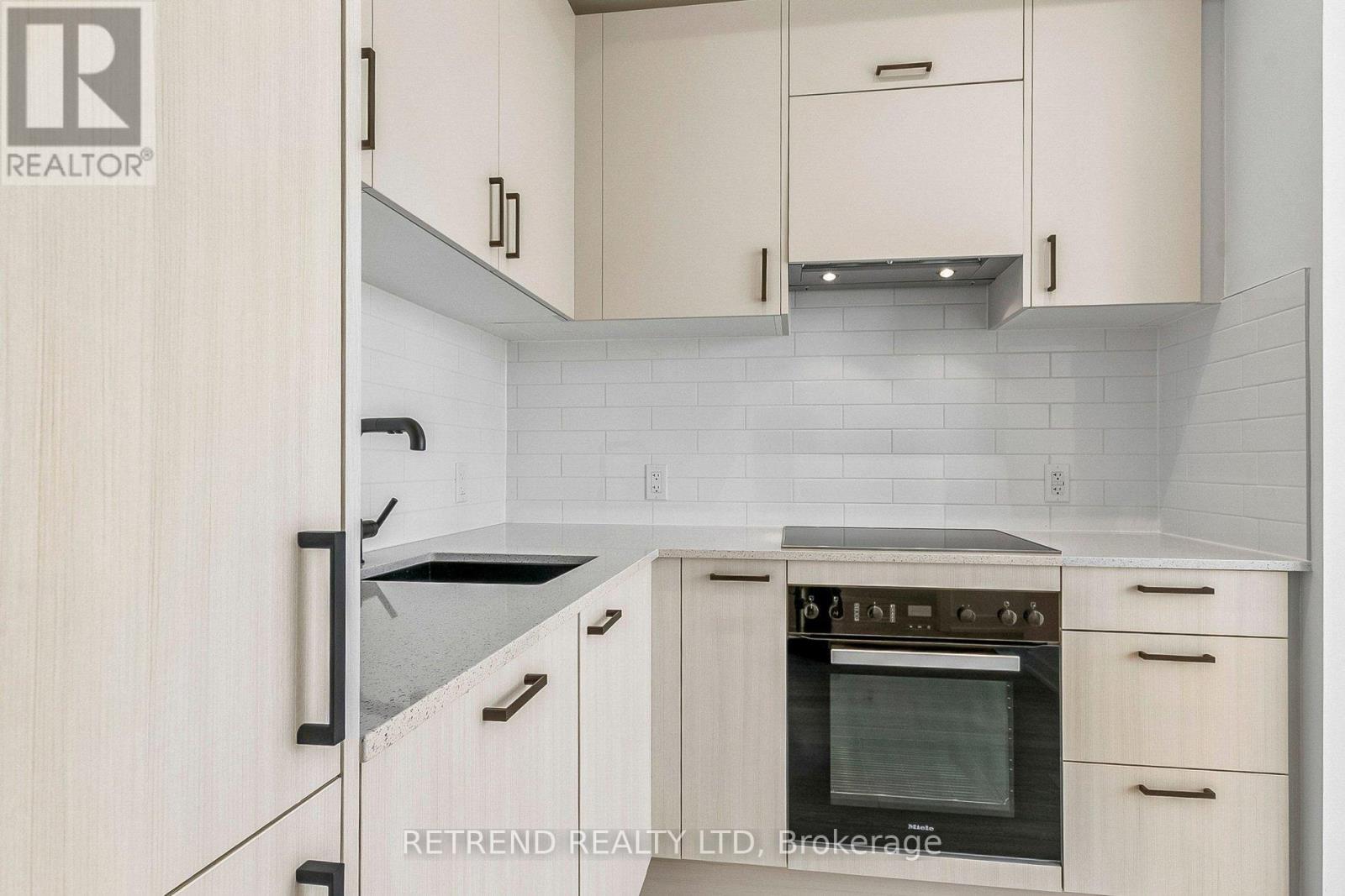607 - 5 Quarrington Lane, Toronto, Ontario  M3C 0S5 - Photo 7 - C13456700