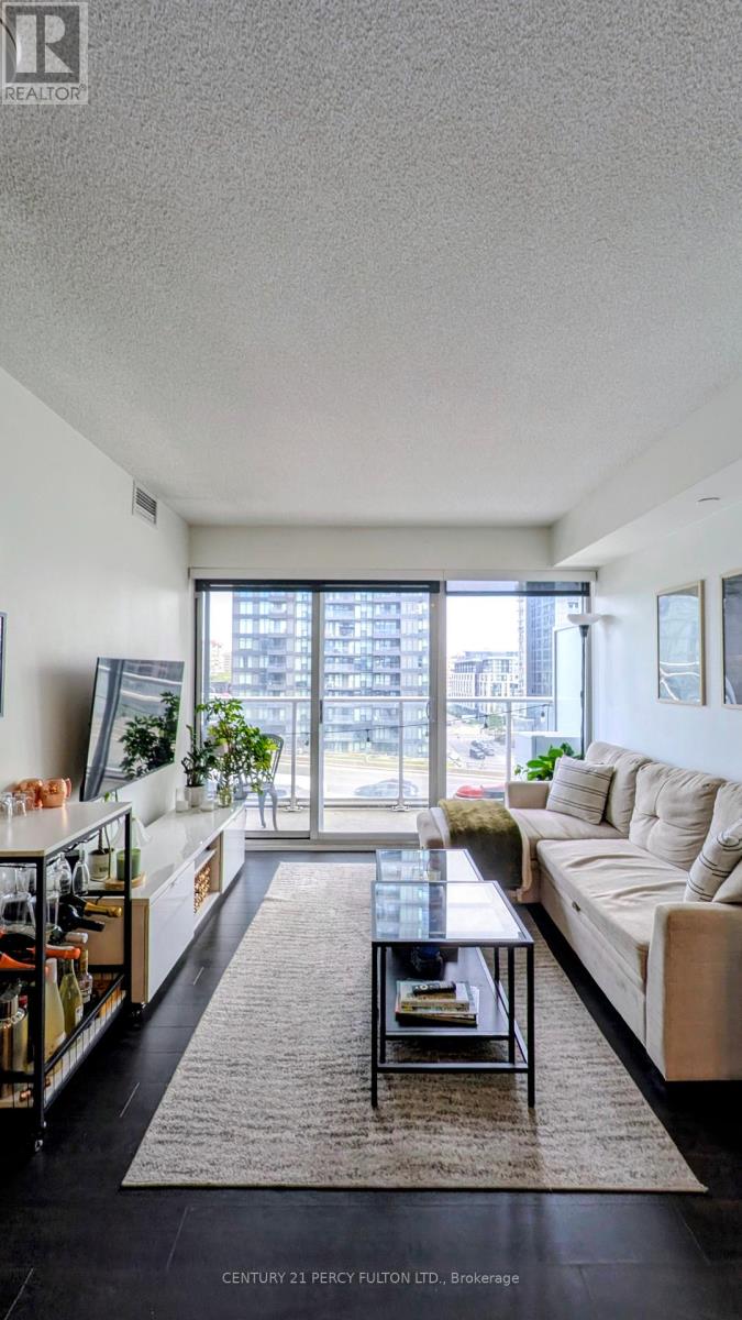 808 - 17 BATHURST STREET, Toronto, Ontario