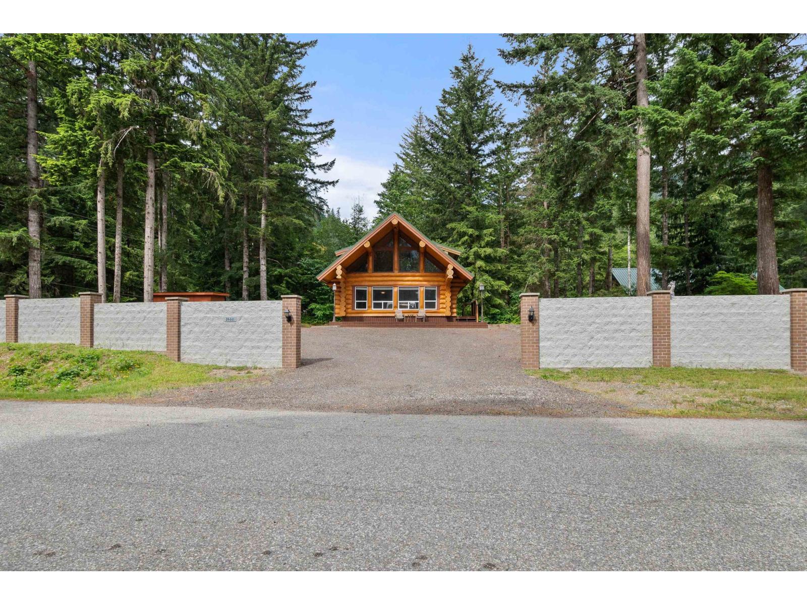 26441 Reynolds Road, Hope, Hope, British Columbia  V0X 1L3 - Photo 1 - R3136512