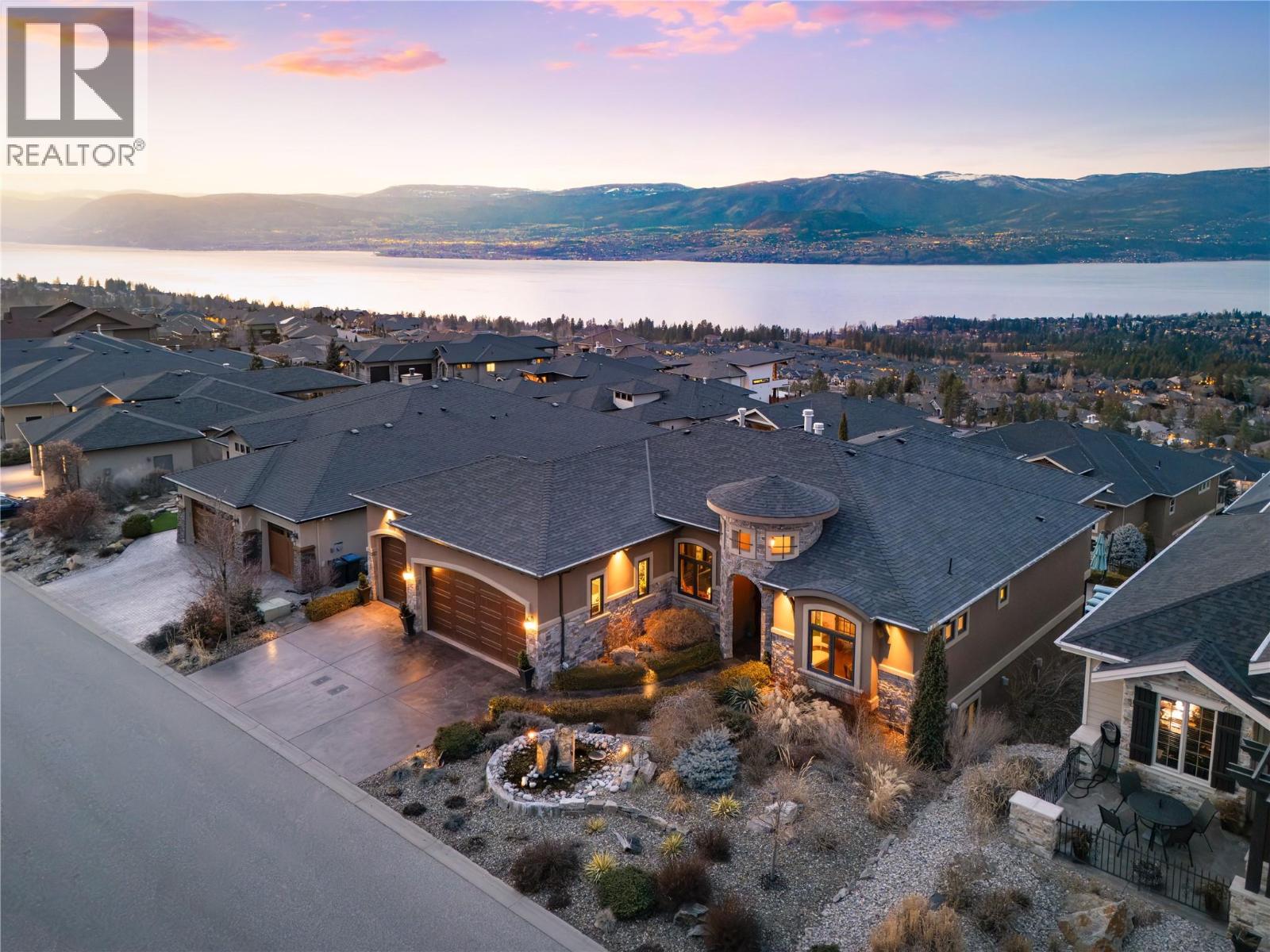 954 Hewetson Avenue, Kelowna, British Columbia  V1W 5H8 - Photo 65 - 10376538