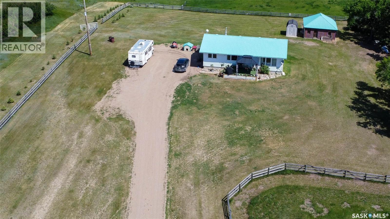 Howell Acreage, Lumsden Rm No. 189, Saskatchewan  S0G 3C0 - Photo 3 - SK030440
