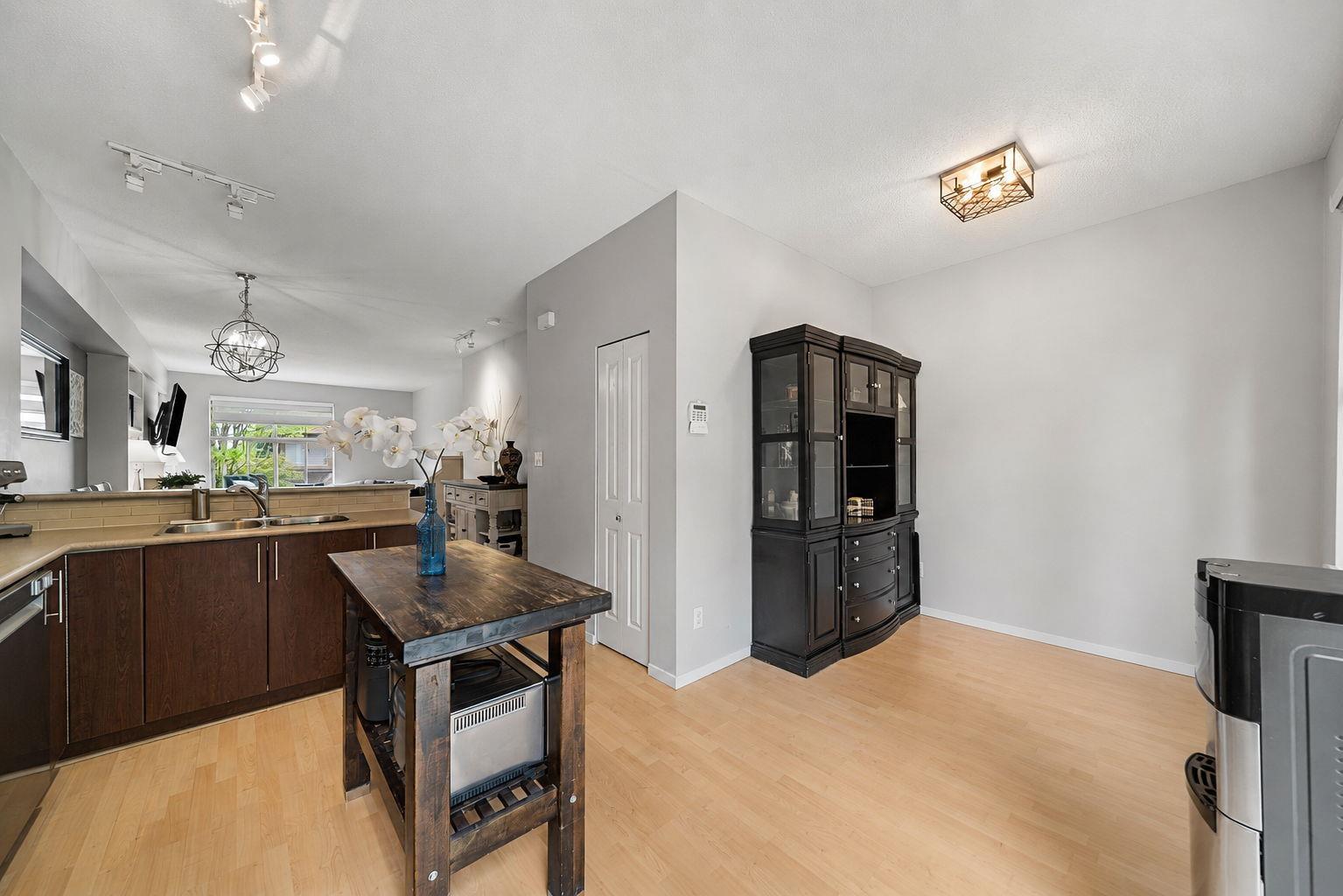 8 15152 62a Avenue, Surrey, British Columbia  V3S 1V1 - Photo 9 - R3136636