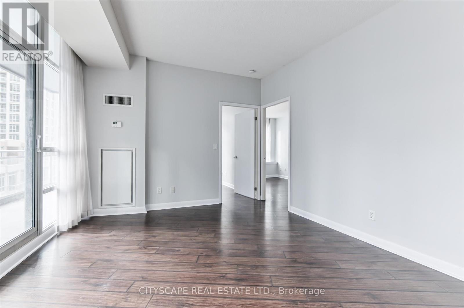 411 - 15 Bruyeres Mews, Toronto, Ontario  L6W 1T8 - Photo 11 - C13455724